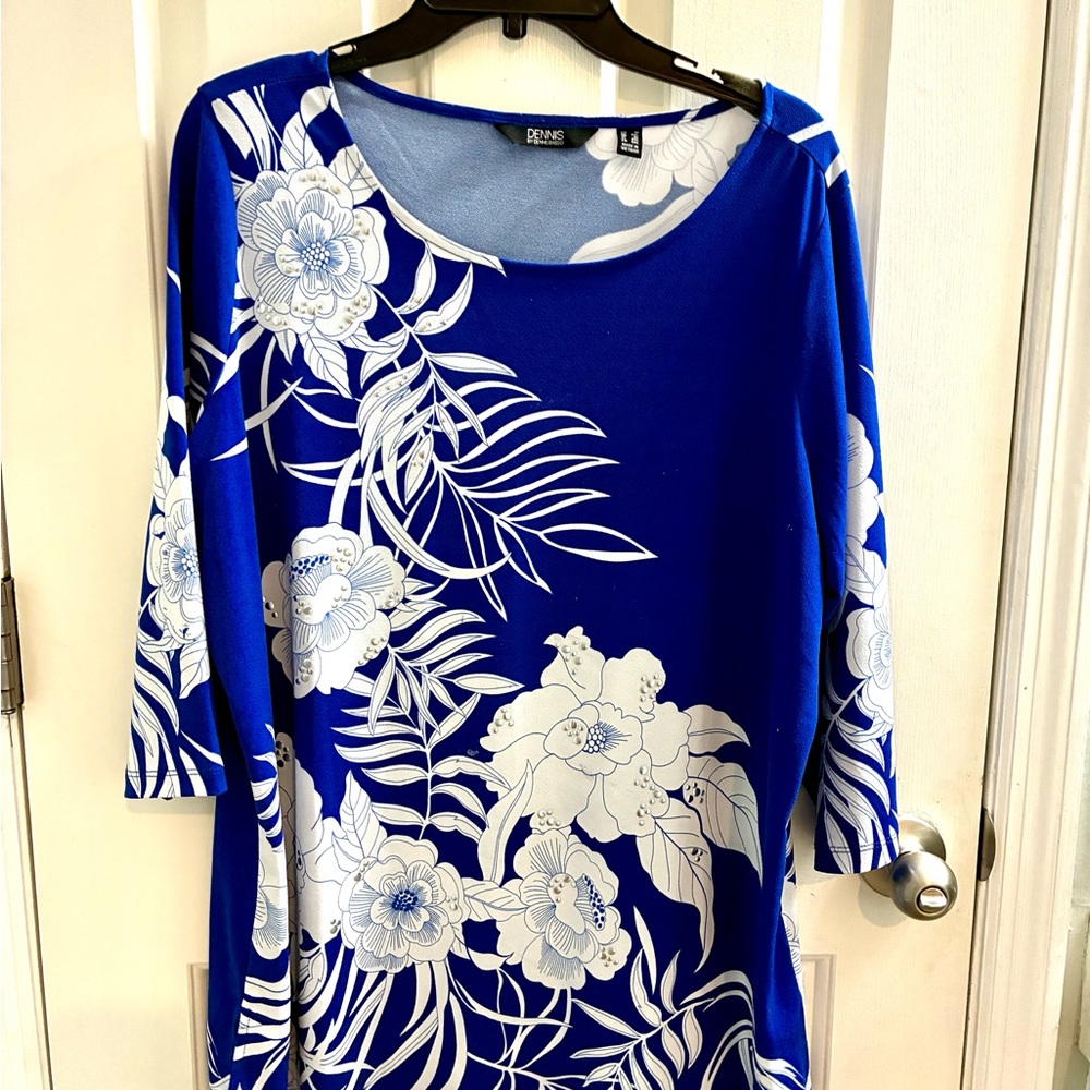 Dennis Basso Women's Blue and White Floral Blouse